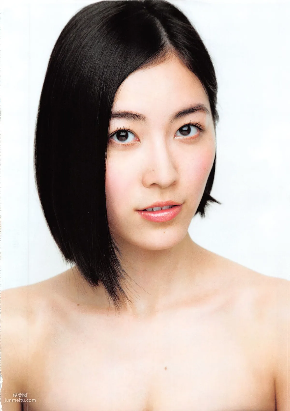 松井珠理奈《Jurina》 [PhotoBook] 写真集18