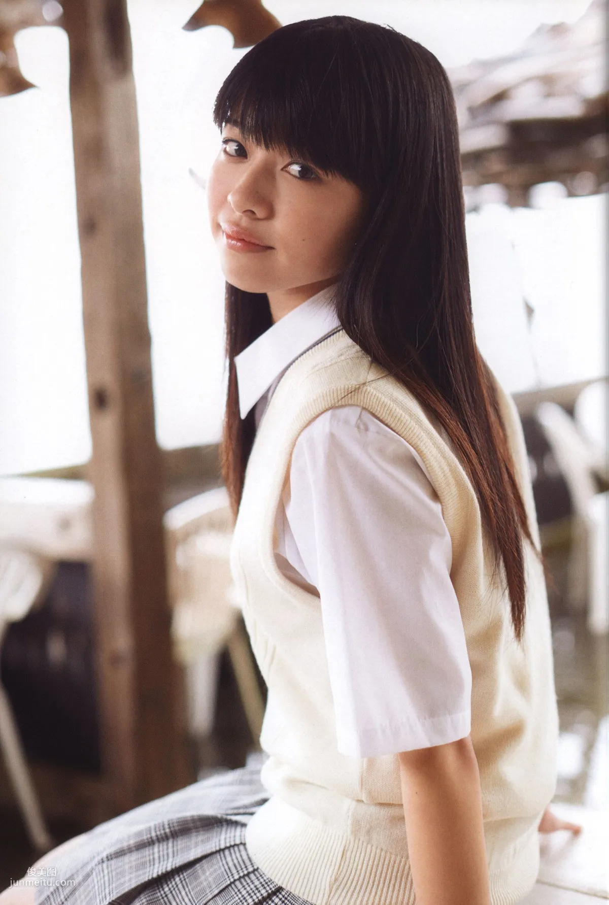 Juice=Juice《OFFICIAL PHOTO BOOK》 [PB] 写真集8