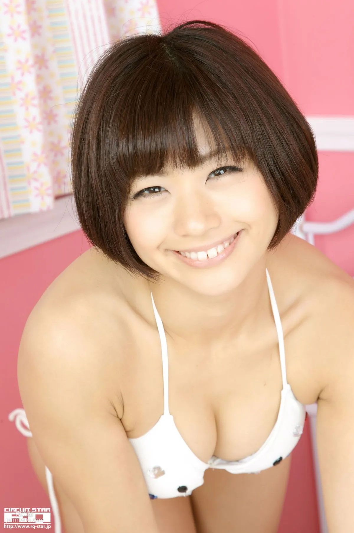 [RQ-STAR] NO.00609 安枝瞳 Hitomi Yasueda Swim Suits 写真集35