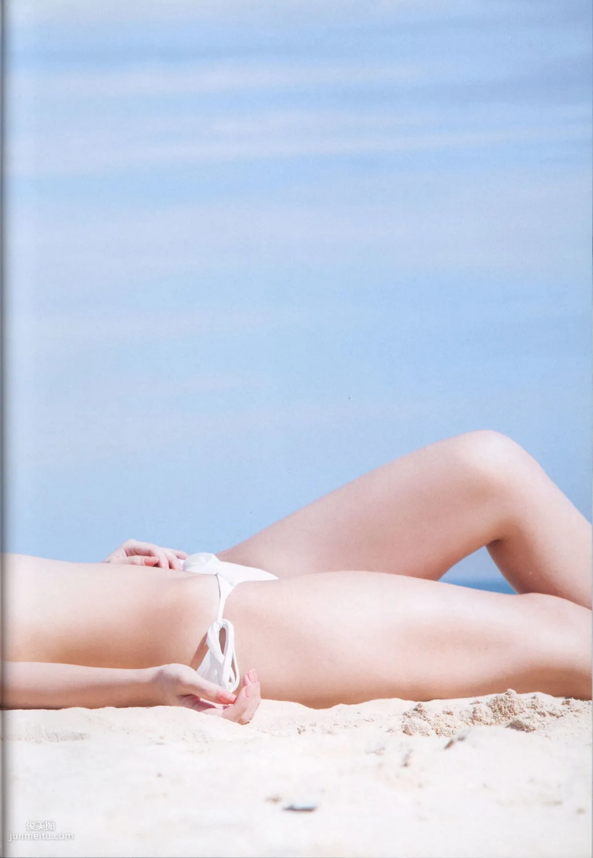 Alo-Hello! ℃-ute Photobook 2014 [PB写真集]70