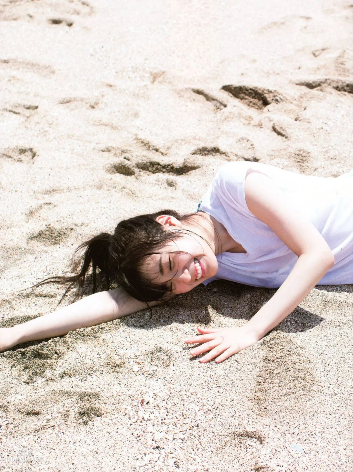 高山一実/高山一实 《恋かもしれない》 [PB写真集] 105