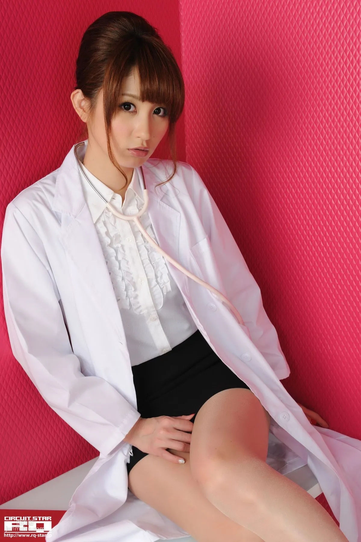 [RQ-STAR] NO.00633 前田真麻 Doctor Maasa 美女医生 写真集66