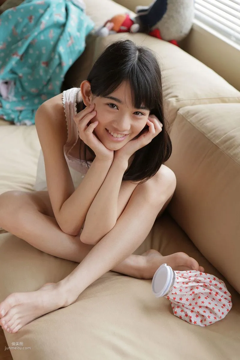 Honoka Akimoto 秋本帆華 《PROTO STAR》 [PB写真集] 20