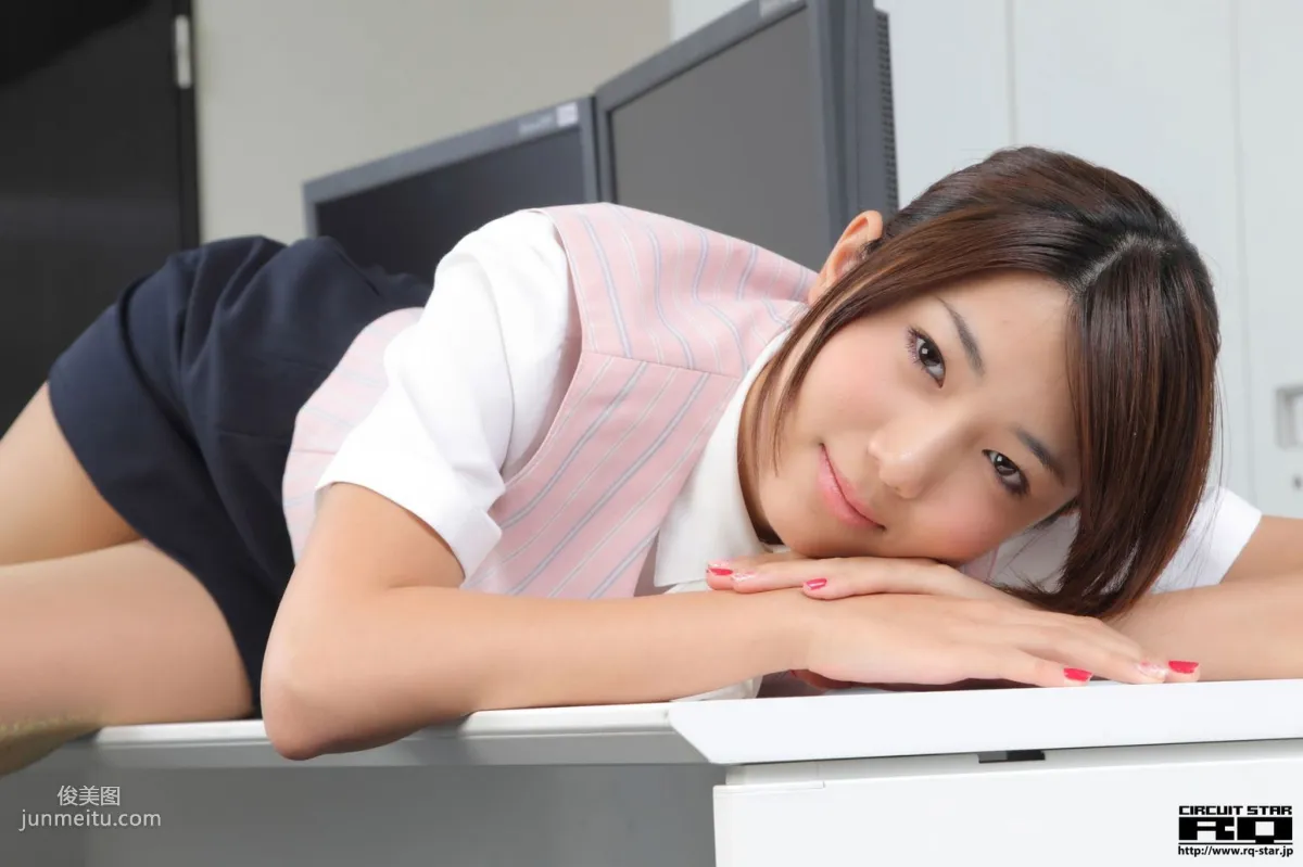 [RQ-STAR] NO.00583 Naoho Ichihashi 市橋直歩 Office Lady 写真集67