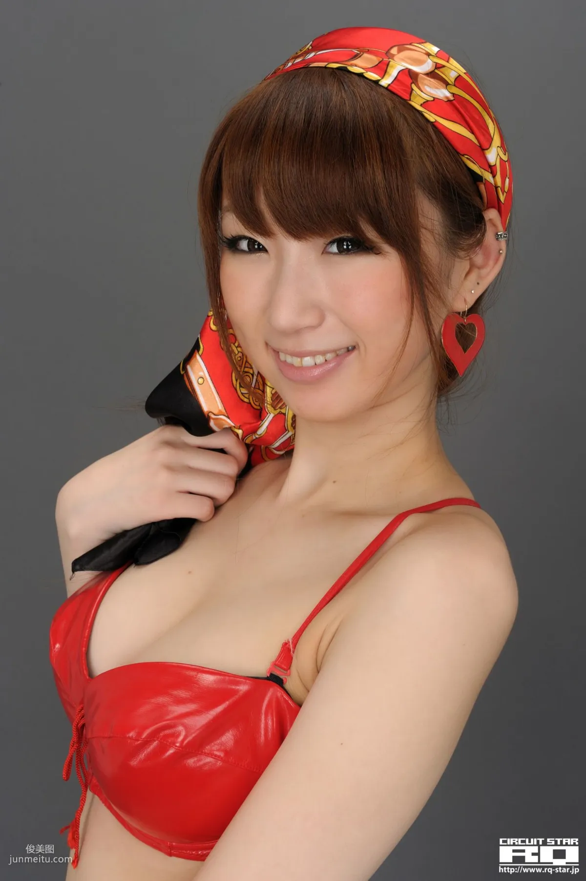 [RQ-STAR] NO.00573 荒井嘉奈 Race Queen 写真集46