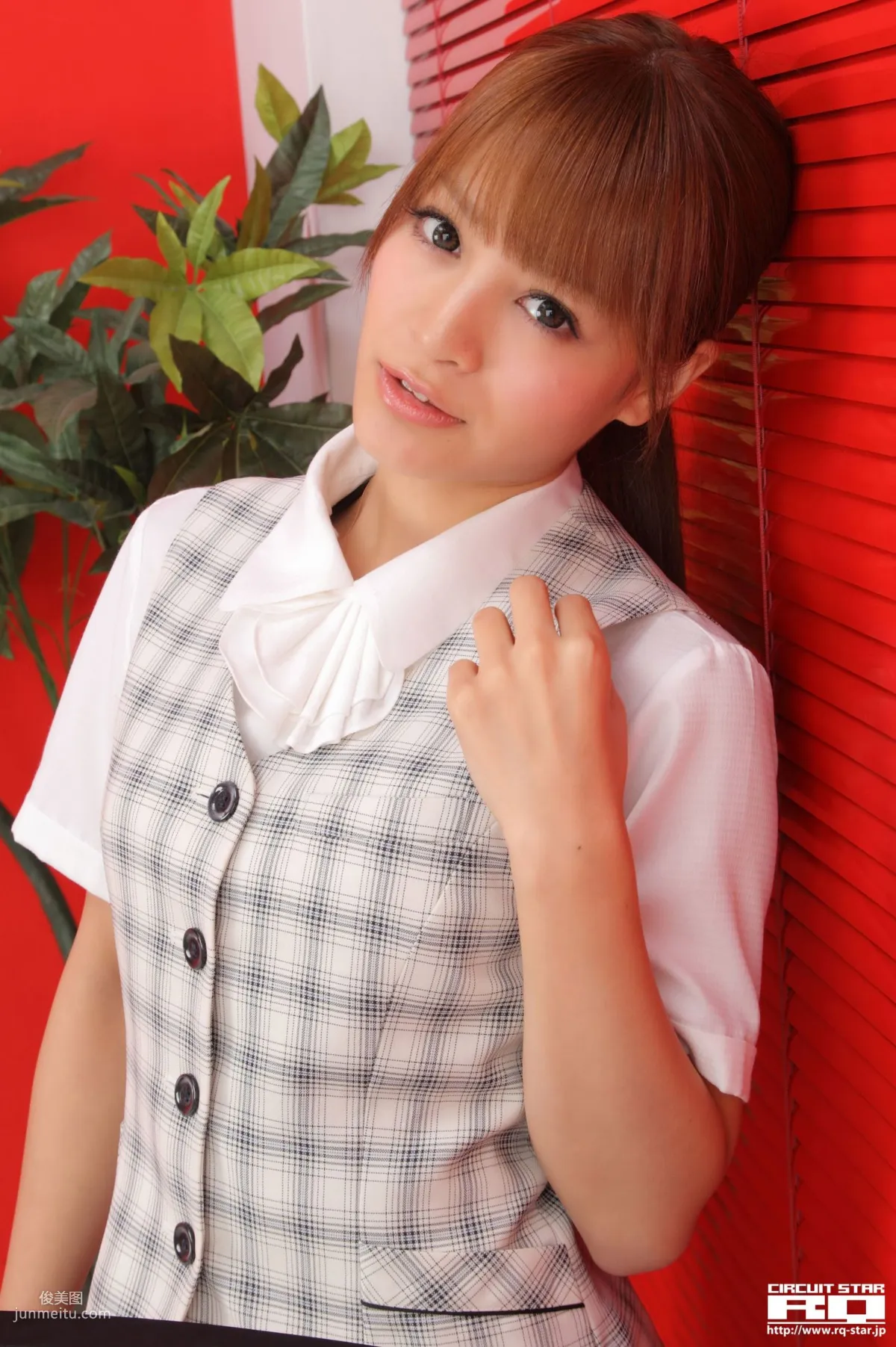 [RQ-STAR] NO.00589 Megumi Haruna 春菜めぐみ Office Lady 写真集92