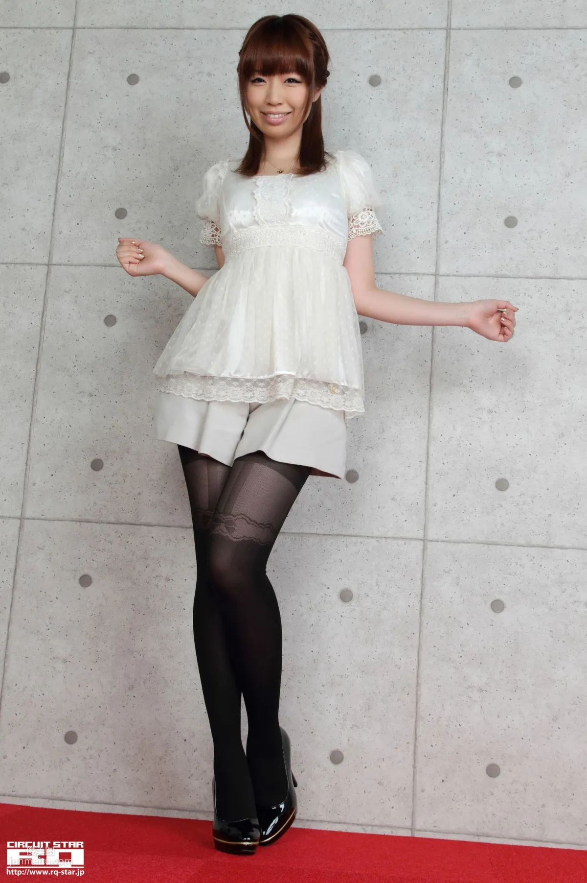 [RQ-STAR] NO.00599 Minori Yamaoka 山岡実乃里 Private Dress 写真集2