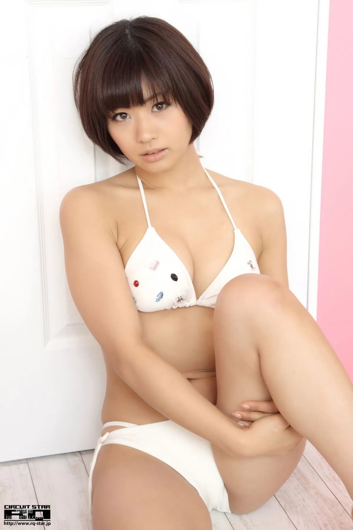 [RQ-STAR] NO.00609 安枝瞳 Hitomi Yasueda Swim Suits 写真集58