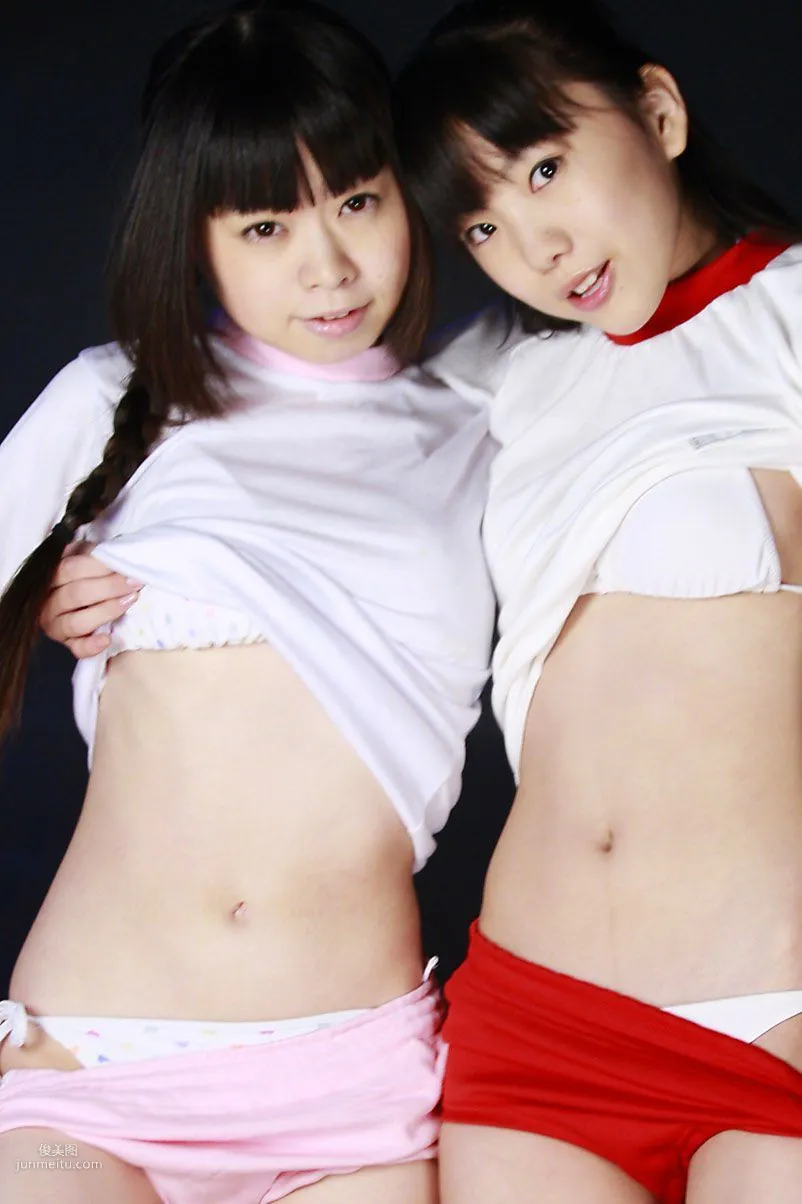 山本麻里菜、山本有沙 《ガールズダイアリー ドキドキ 有沙＆まりな》 [PB写真集] 18