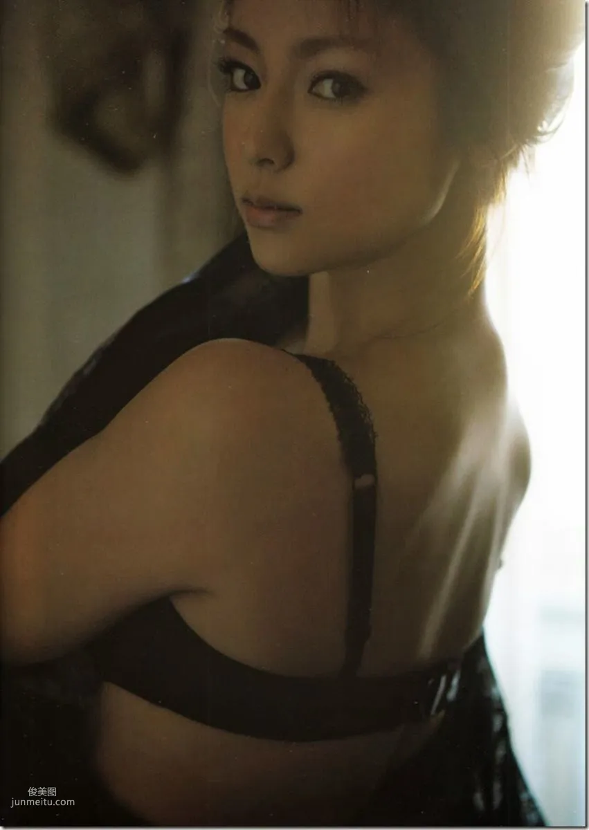 深田恭子 《(un)touch》 [Photo Book] 写真集88