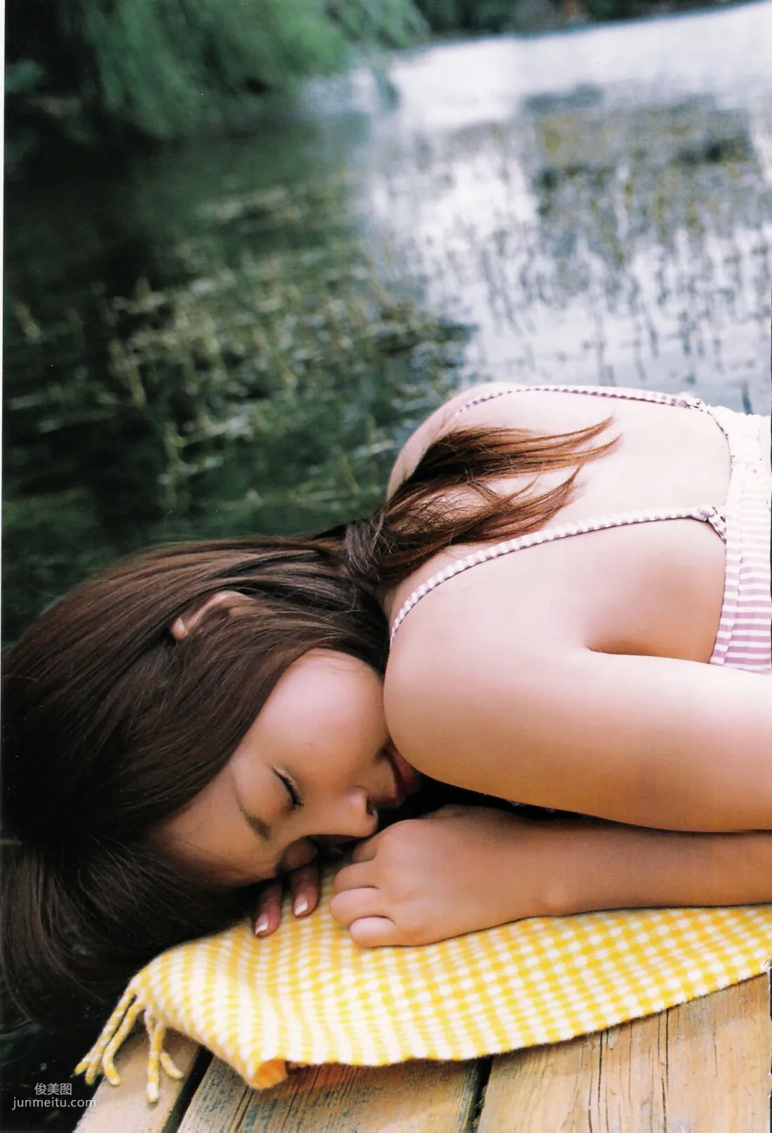 亀井絵里 《ERI》 [Photo Book] 写真集43