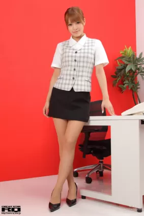 [RQ-STAR] NO.00589 Megumi Haruna 春菜めぐみ Office Lady 写真集