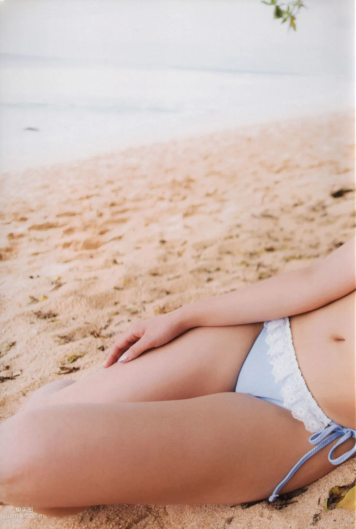 Alo Hello! Berryz 工房 Photobook 2013 [PB写真集]101