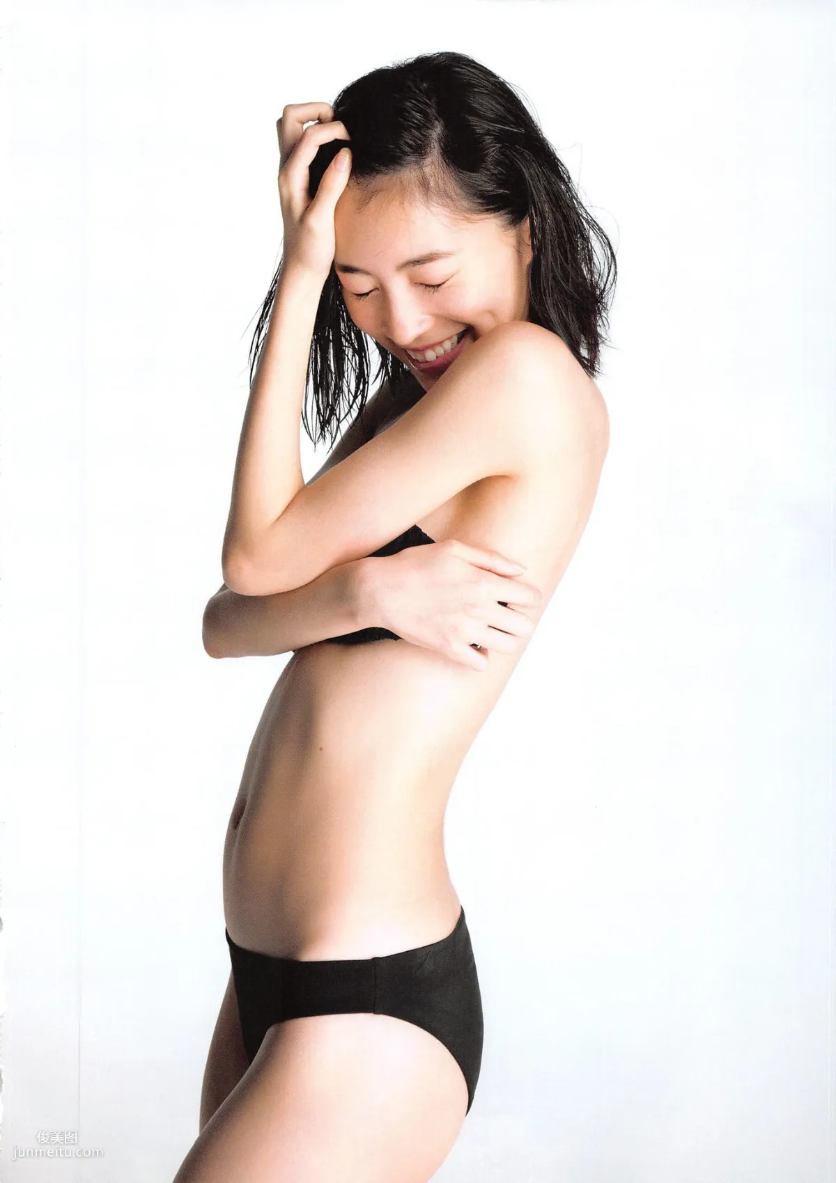 松井珠理奈《Jurina》 [PhotoBook] 写真集15