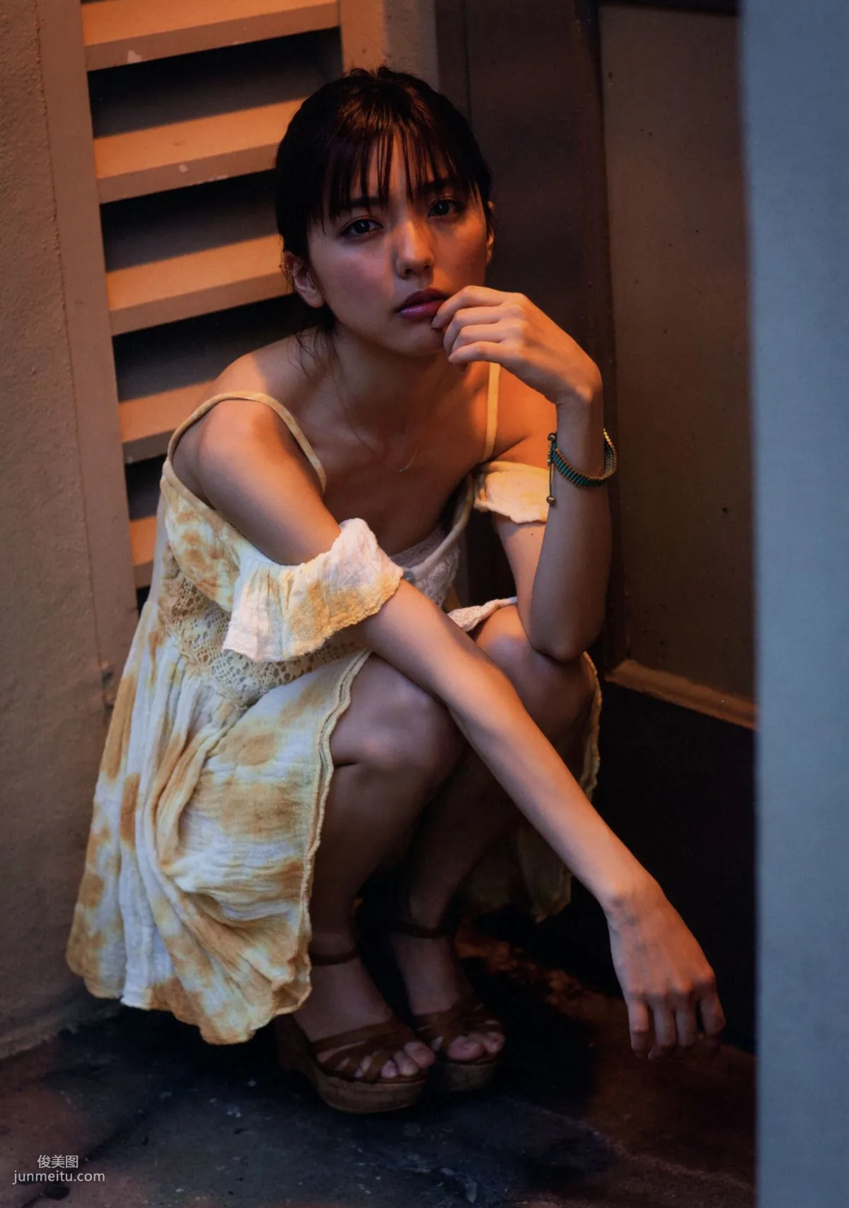 真野恵里菜《Escalation》 [PhotoBook] 写真集64