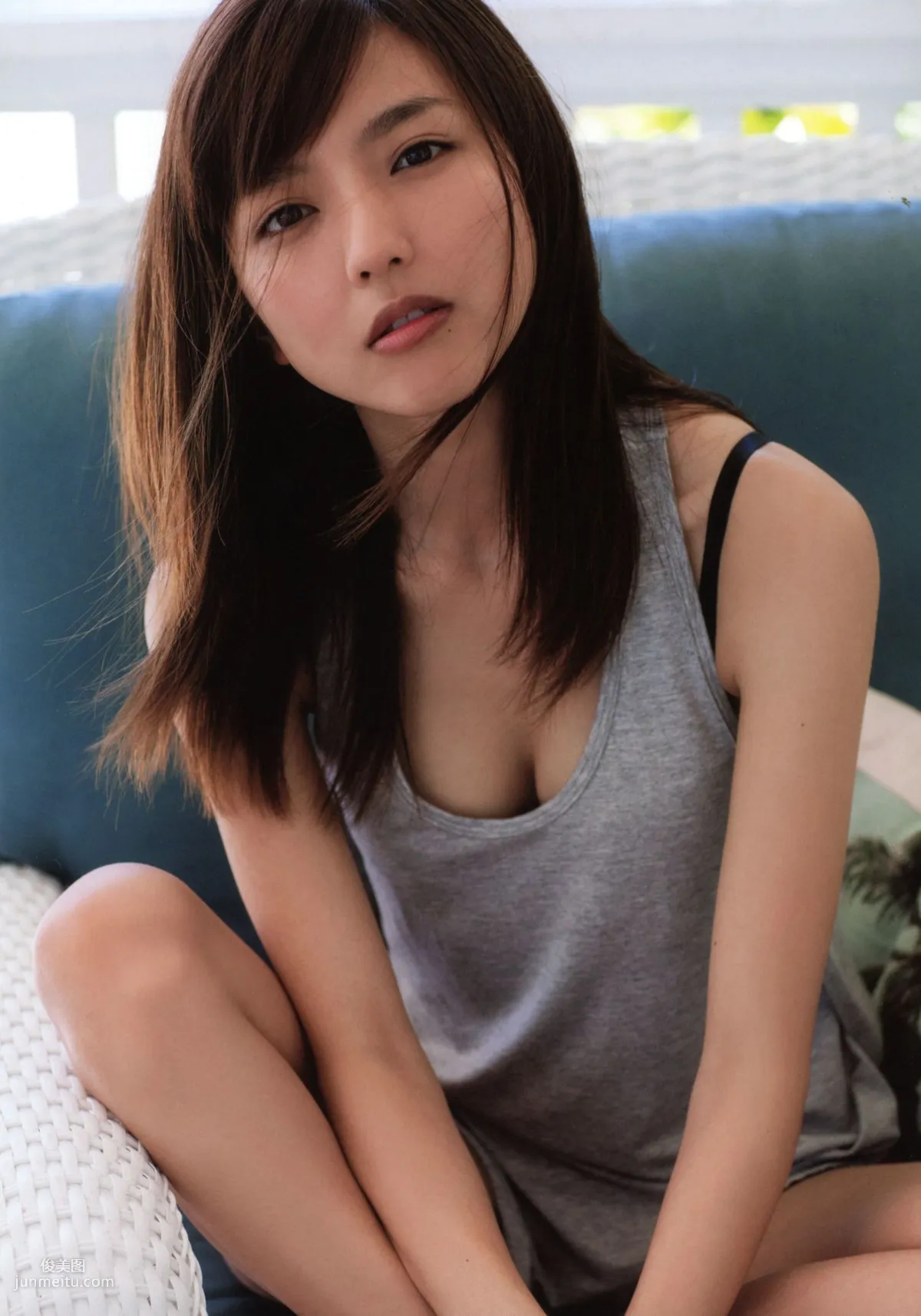 真野恵里菜《Escalation》 [PhotoBook] 写真集21