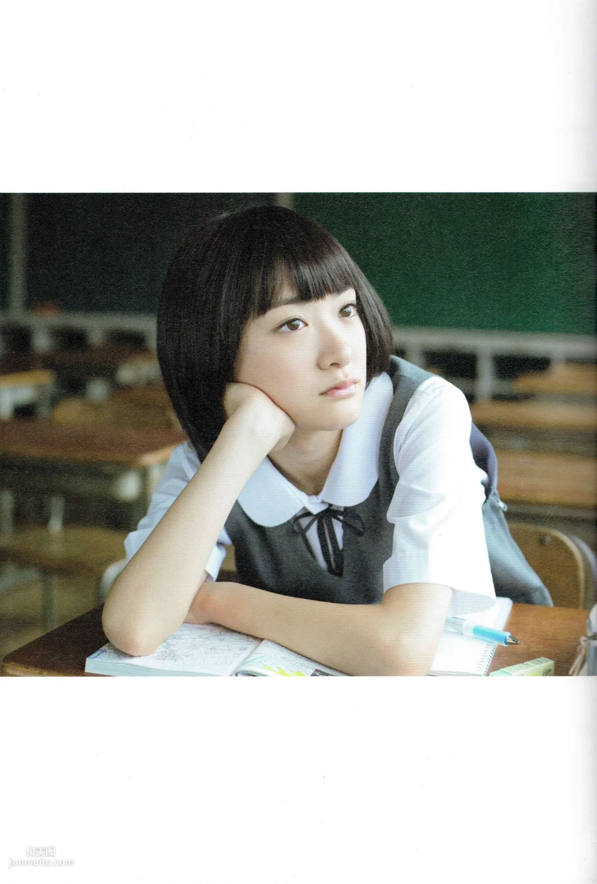 生駒里奈《君の足跡》 [Photo Book] 写真集 40