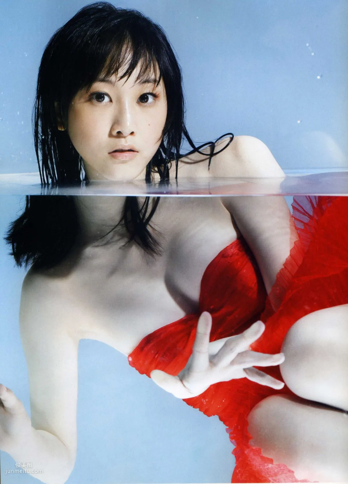 松井玲奈 《Kingyo》 Goldfish [PB写真集] 76