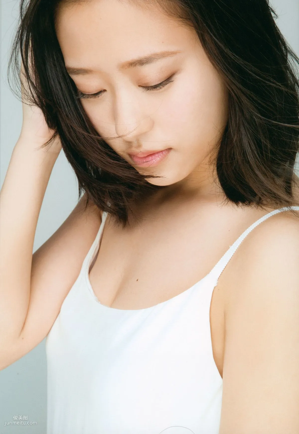 小田さくら/小田樱 《 さくら模様 》ファースト [PhotoBook] 写真集70