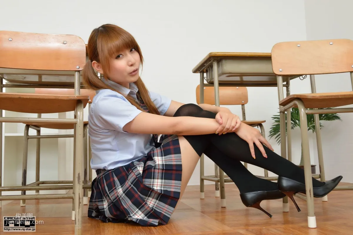 [RQ-STAR] NO.00687 Manon Natsukawa 夏川マノン School Girl 校服系列 写真集41