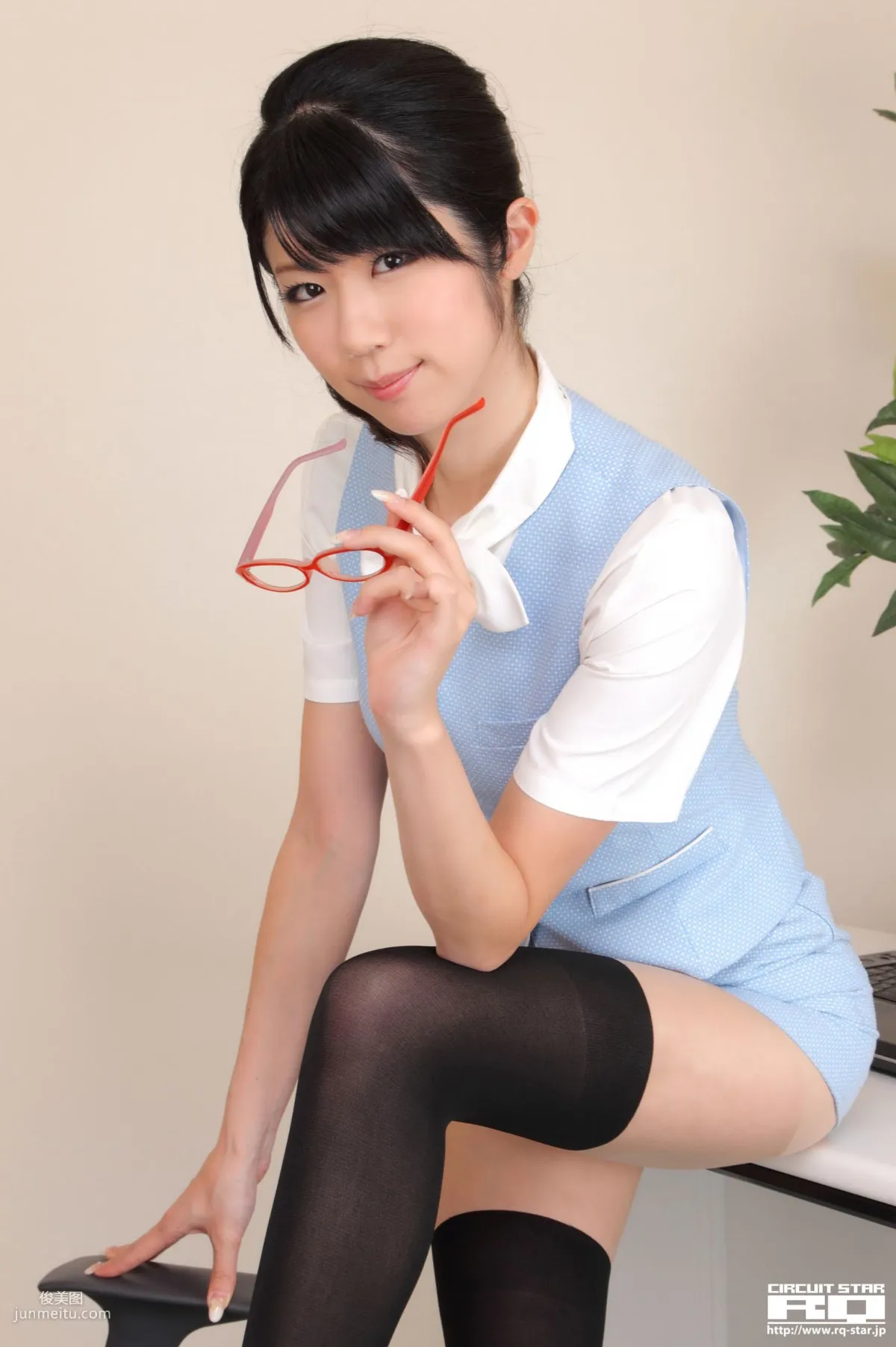 [RQ-STAR] NO.00614 Aoi Usami 宇佐美あおい Office Lady 写真集82