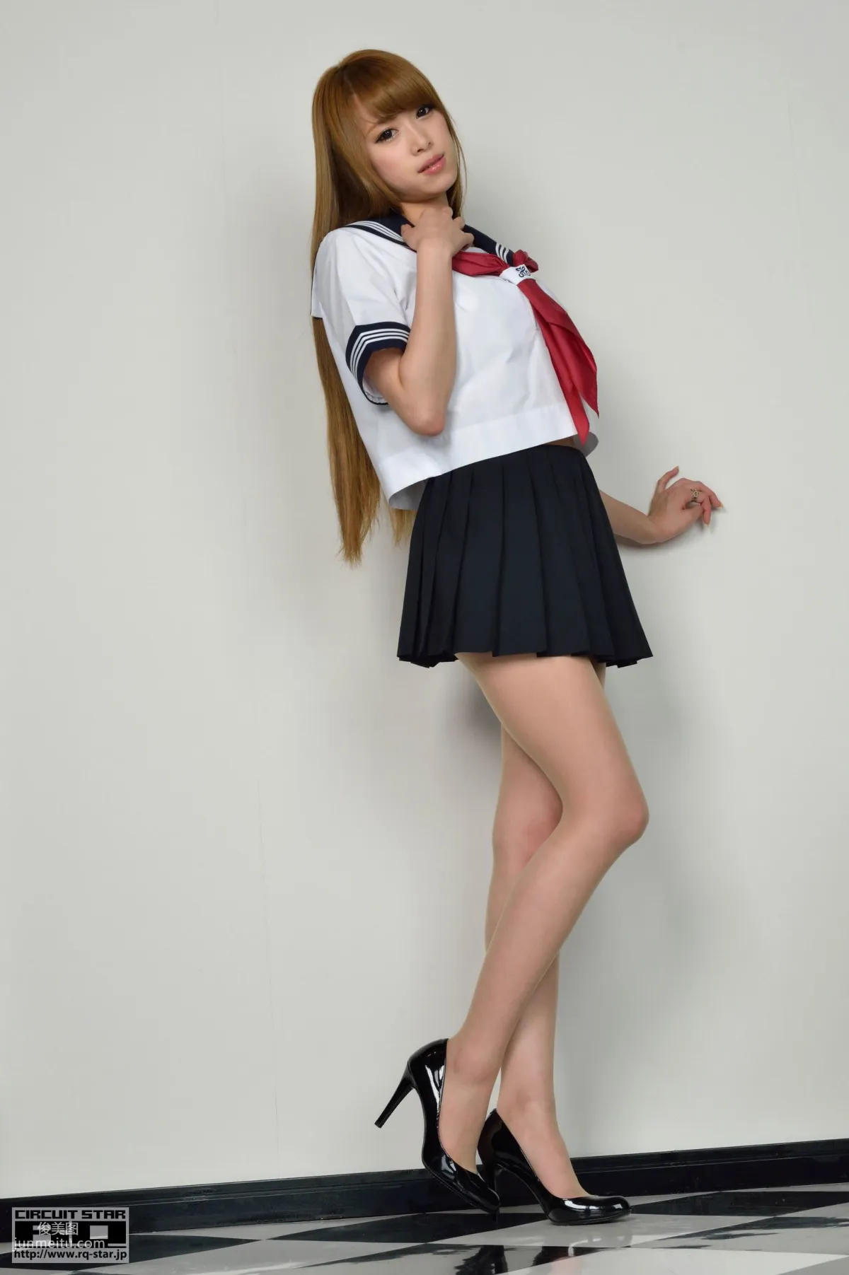 [RQ-STAR] NO.00680 Rima Serizawa 芹澤里茉 Sailor 写真集16