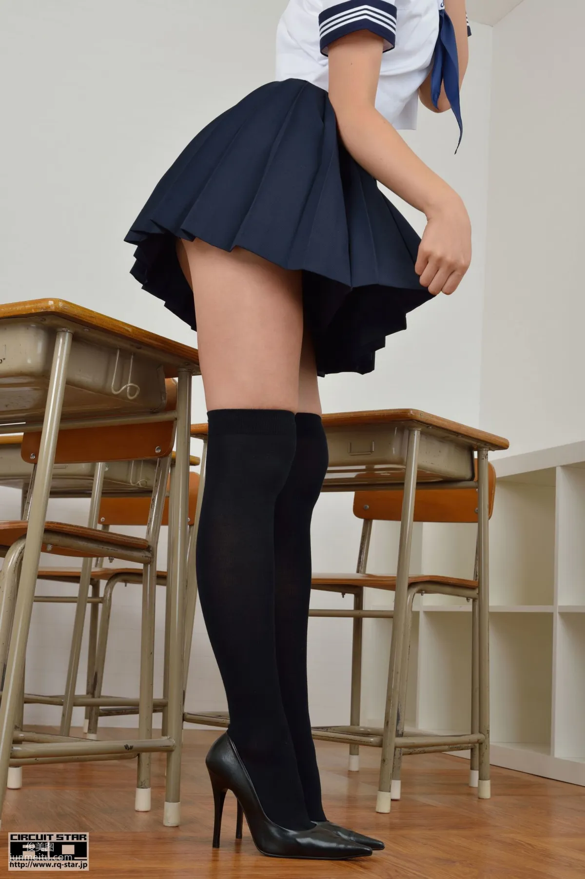 [RQ-STAR] NO.00691 中川静香 Shizuka Nakagawa Sailor 校服系列 写真集26