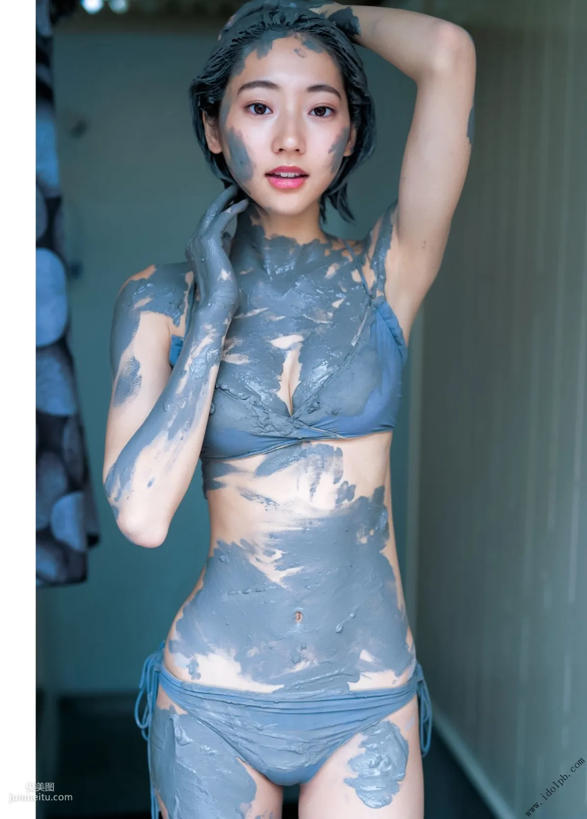 武田玲奈《short》 [PhotoBook] 写真集81