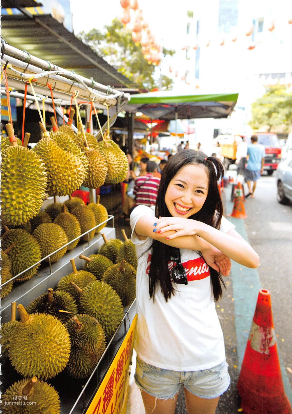 高柳明音《Churi》 [Photobook] 写真集102