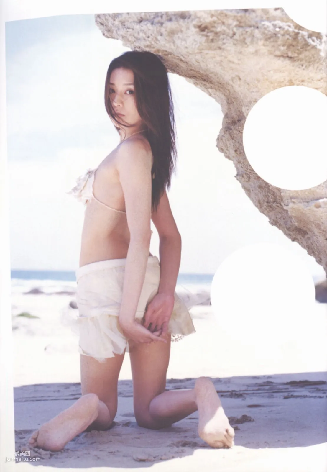 伊藤歩 Ayumi Ito [Photo Book] 月刊シリーズ 060 写真集25