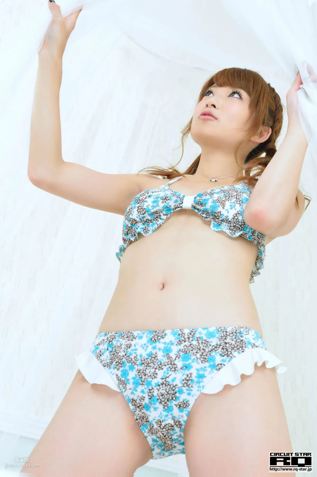 [RQ-STAR] NO.00826 Yoshika Tsujii 辻井美香 Swim Suits 写真集76