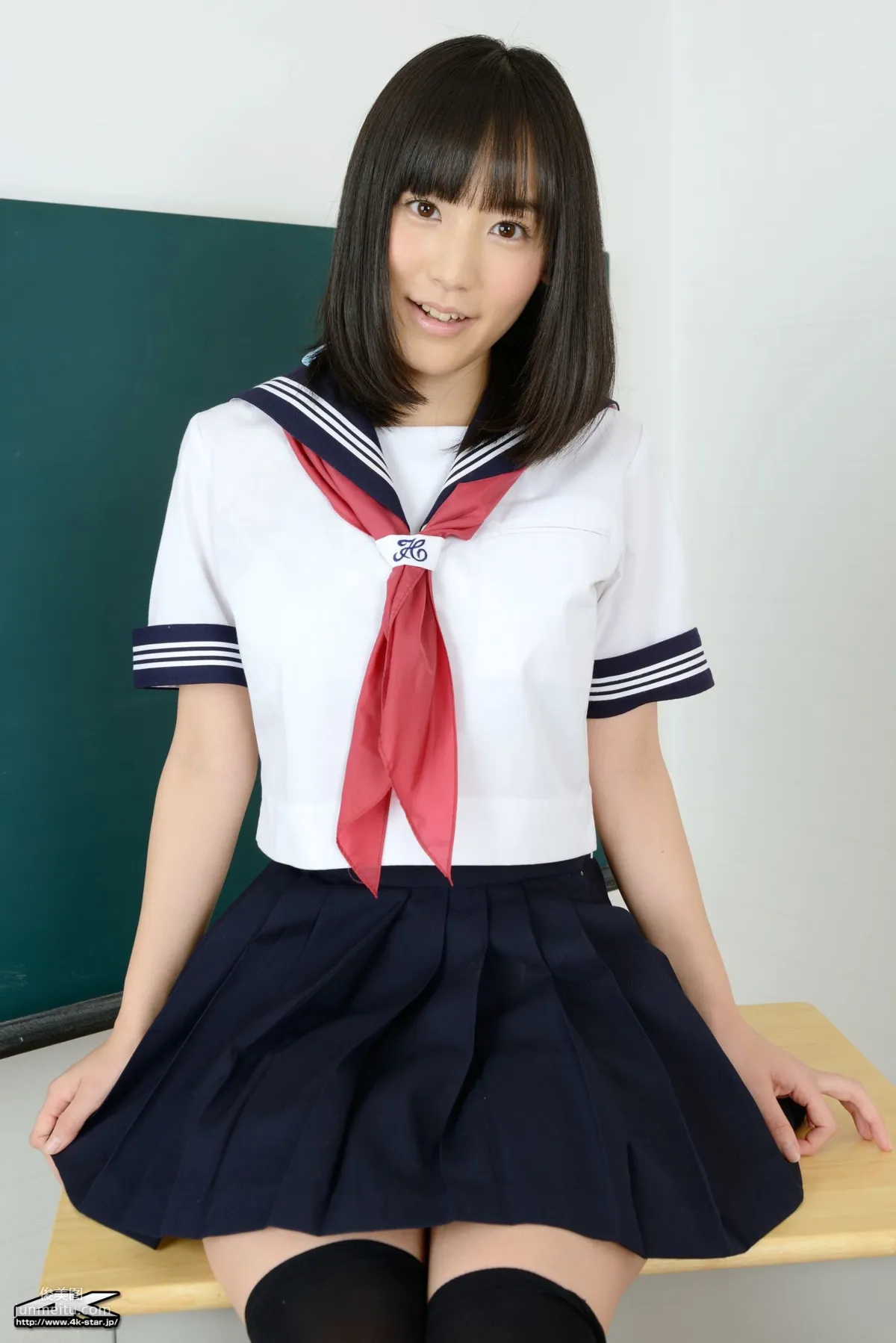 [4K-STAR] NO.00306 浜田由梨 School Girl JK制服 写真集18