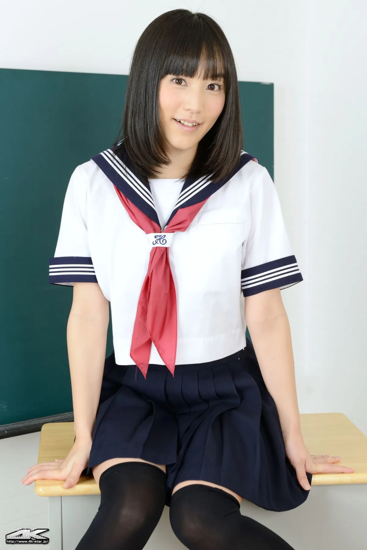 [4K-STAR] NO.00306 浜田由梨 School Girl JK制服 写真集13