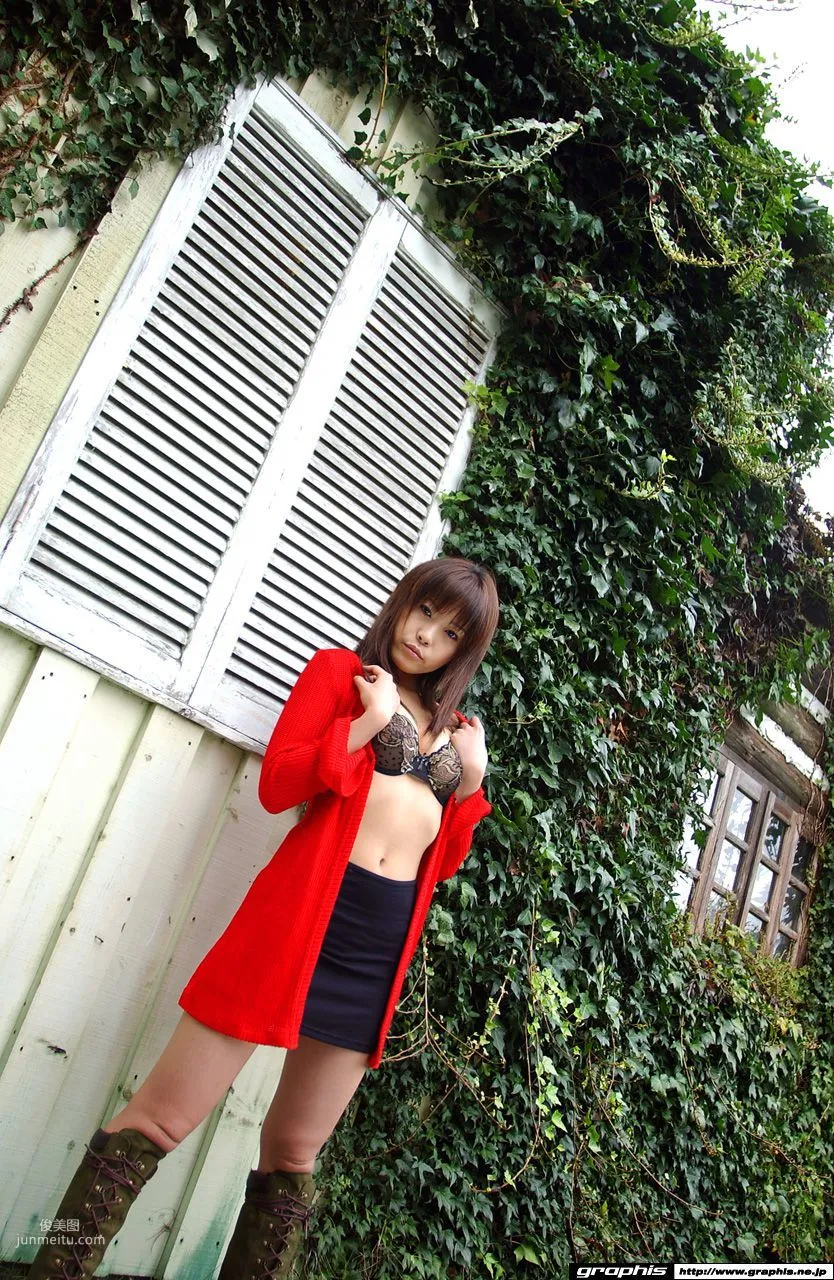 紅月ルナ/红月露娜 《Scat by》 [Graphis] Gals 写真集10