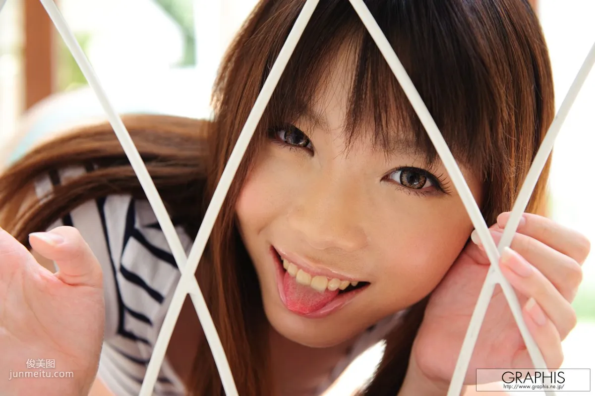 はるか真菜/遥真菜《First Love》 [Graphis] Gals 写真集10