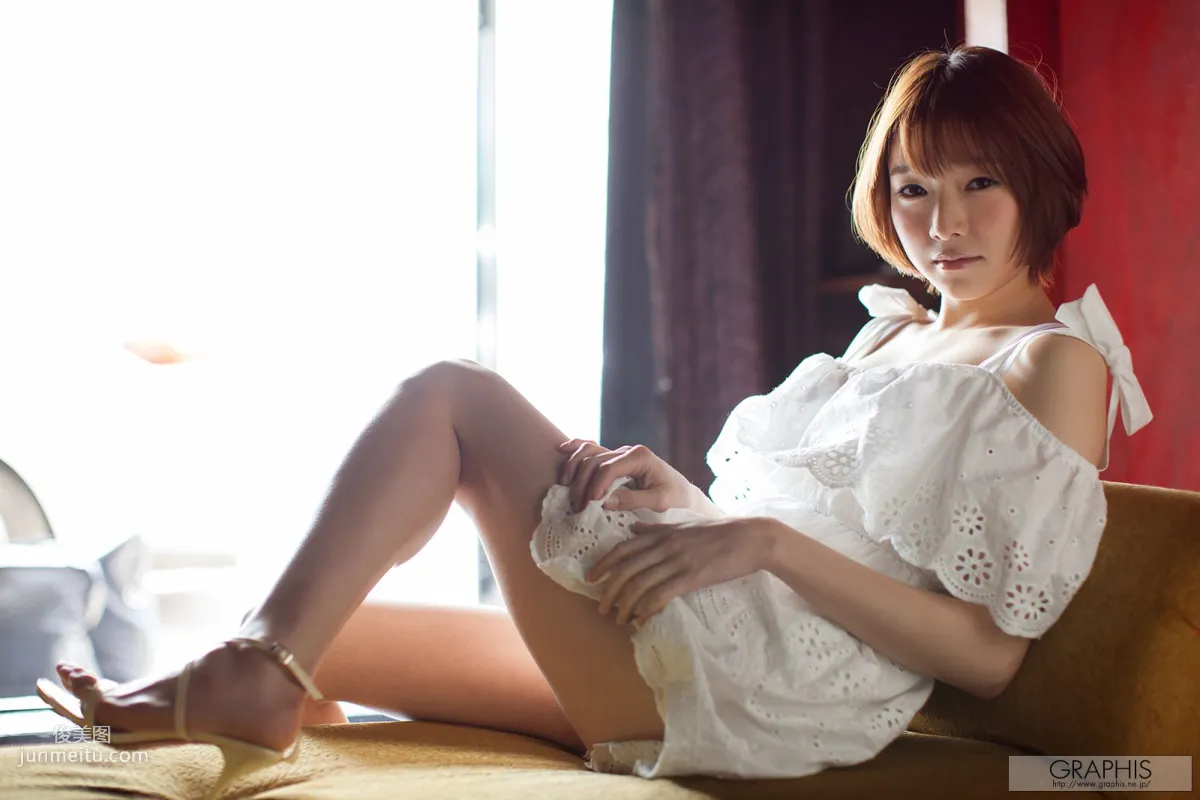 涼川絢音/凉川绚音 [Graphis] First Gravure 初脱ぎ娘 写真集9