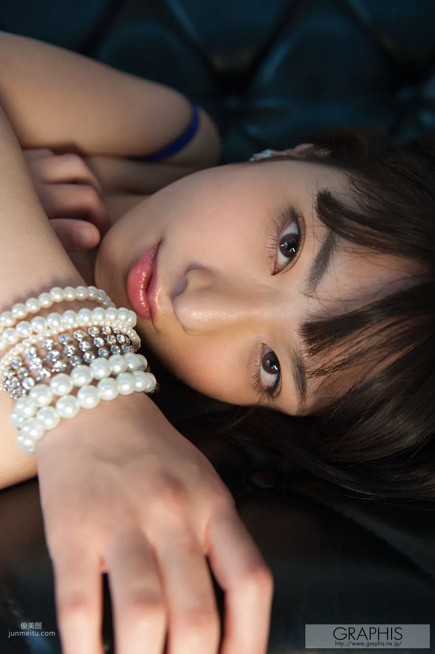 Kana Yume 由爱可奈 [Graphis] First Gravure 初脱ぎ娘 写真集19