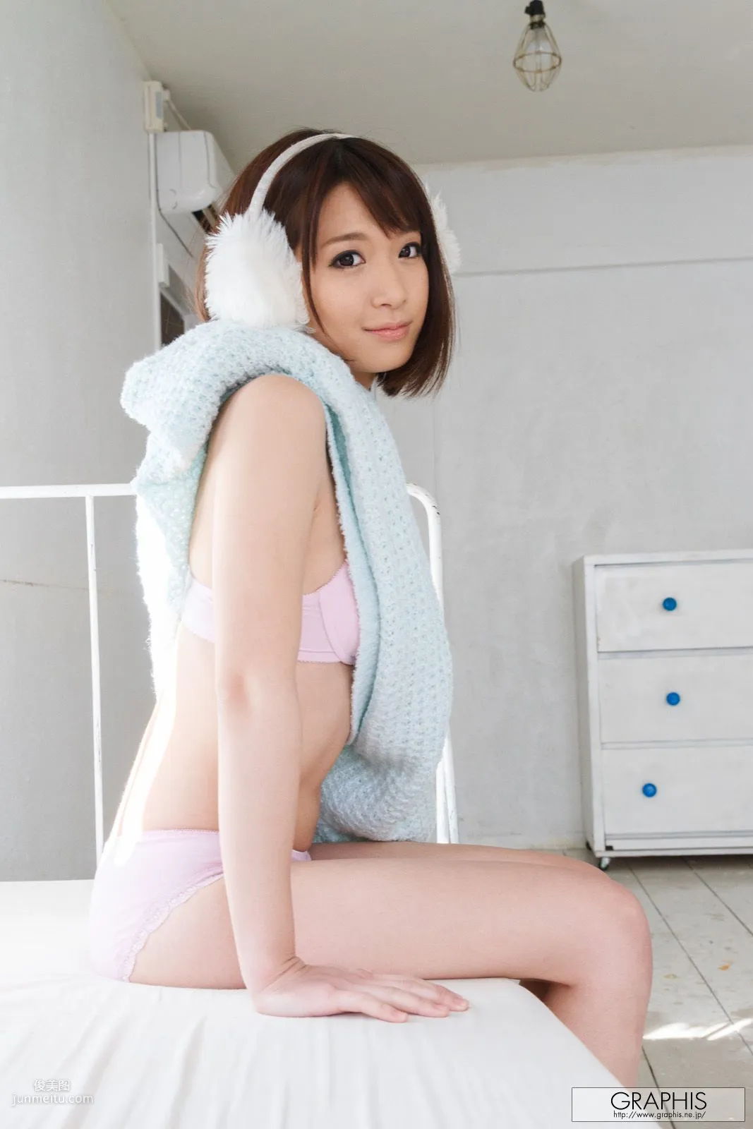 神谷まゆ/神谷麻友《Winter Love》 [Graphis] Gals 写真集14