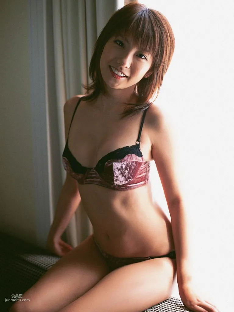 [Wanibooks] NO.30 Azusa Yamamoto 山本梓 写真集136