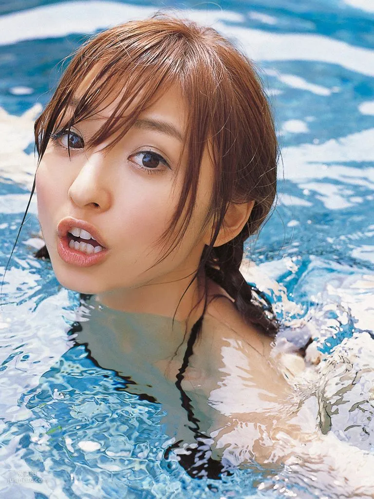 [Wanibooks] NO.51 Mariko Shinoda 篠田麻里子 写真集130