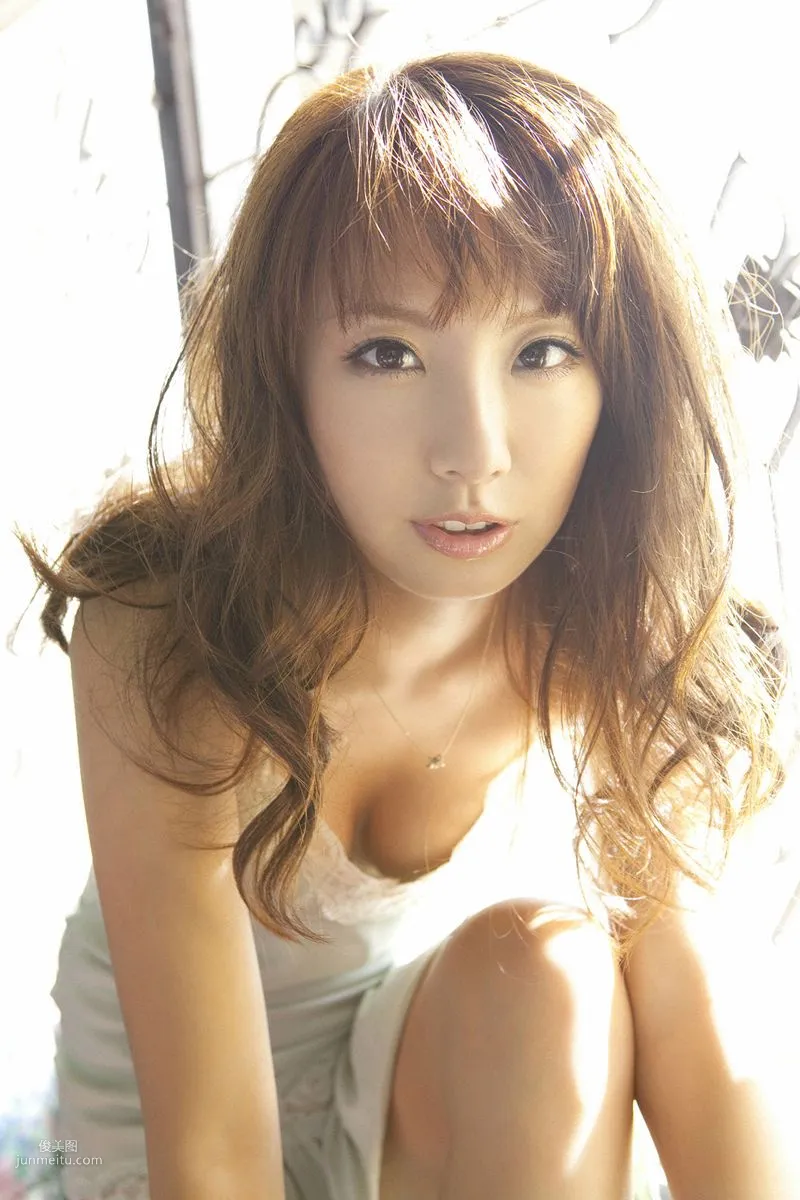 [Wanibooks] NO.70 Azusa Yamamoto 山本梓 写真集56