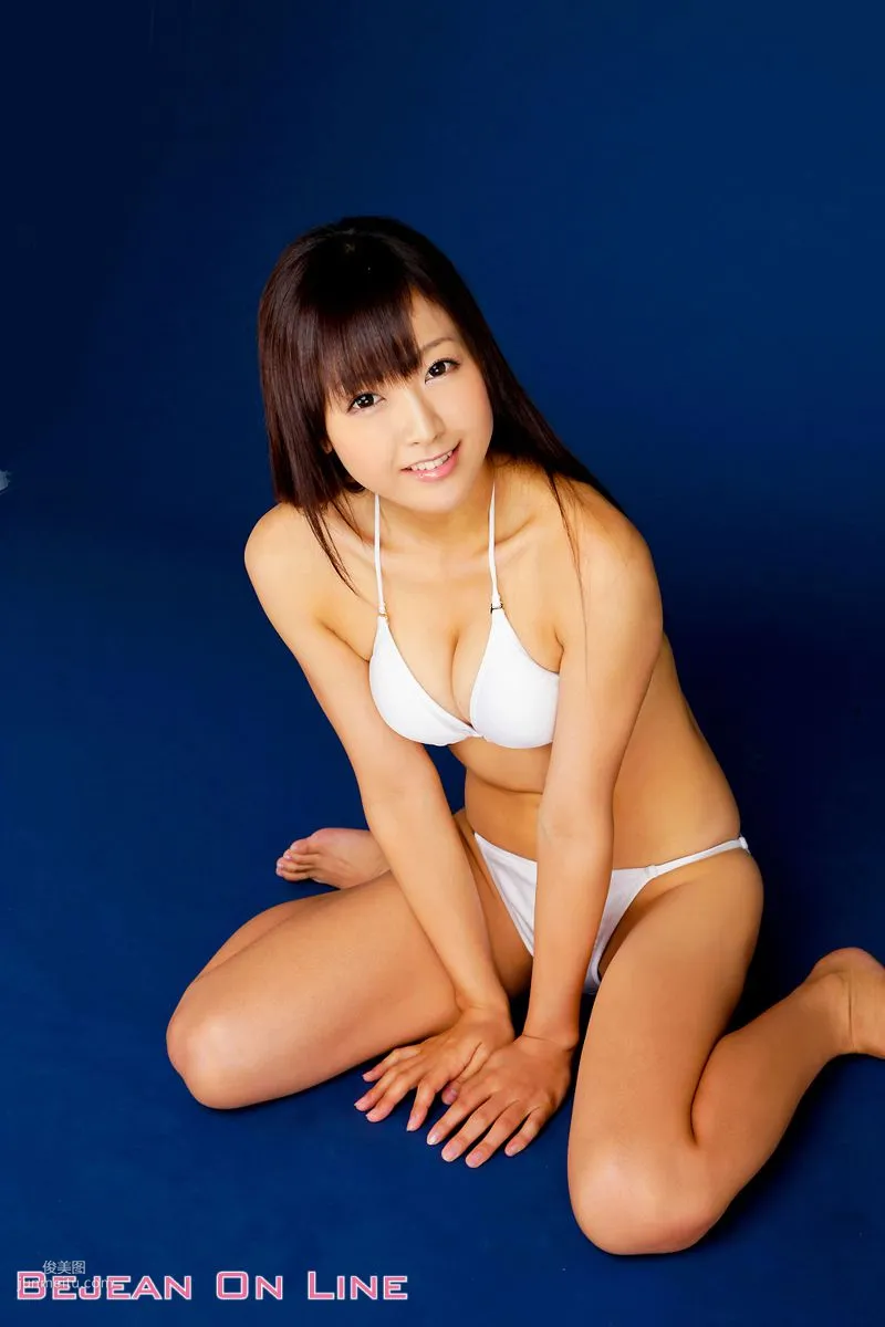 白娘隊 Megumi Fukunaga 福永愛美 [Bejean On Line] 写真集35