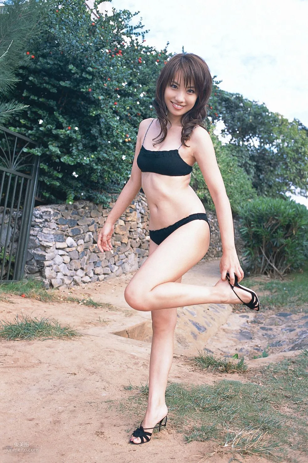 [Wanibooks] NO.44 Azusa Yamamoto 山本梓 写真集3