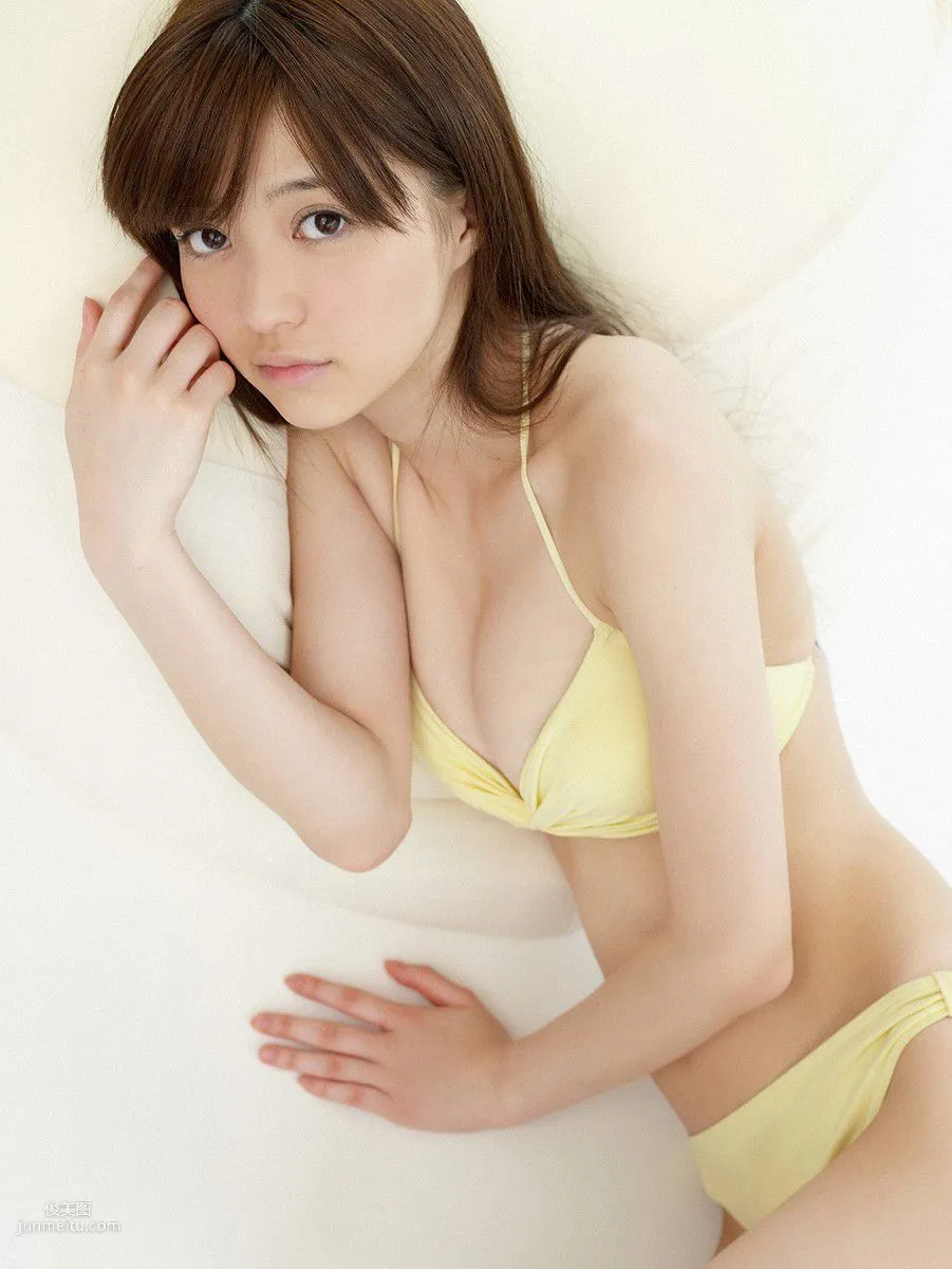 [Wanibooks] NO.76 Rina Aizawa 逢沢りな 写真集200