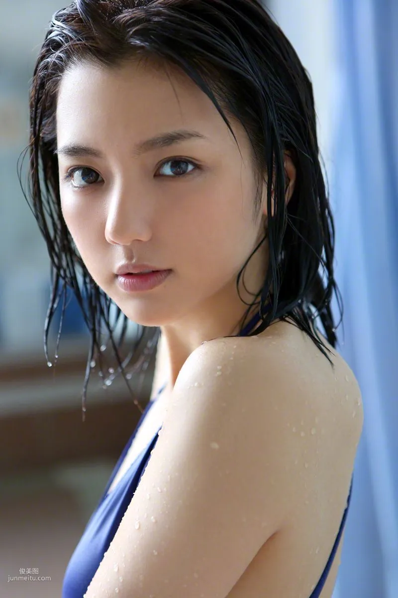 [Wanibooks] NO.131 Erina Mano 真野恵里菜 写真集125