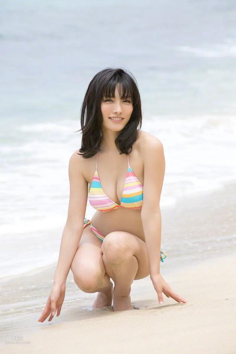 [Wanibooks] NO.127 Anna Konno 今野杏南 写真集97