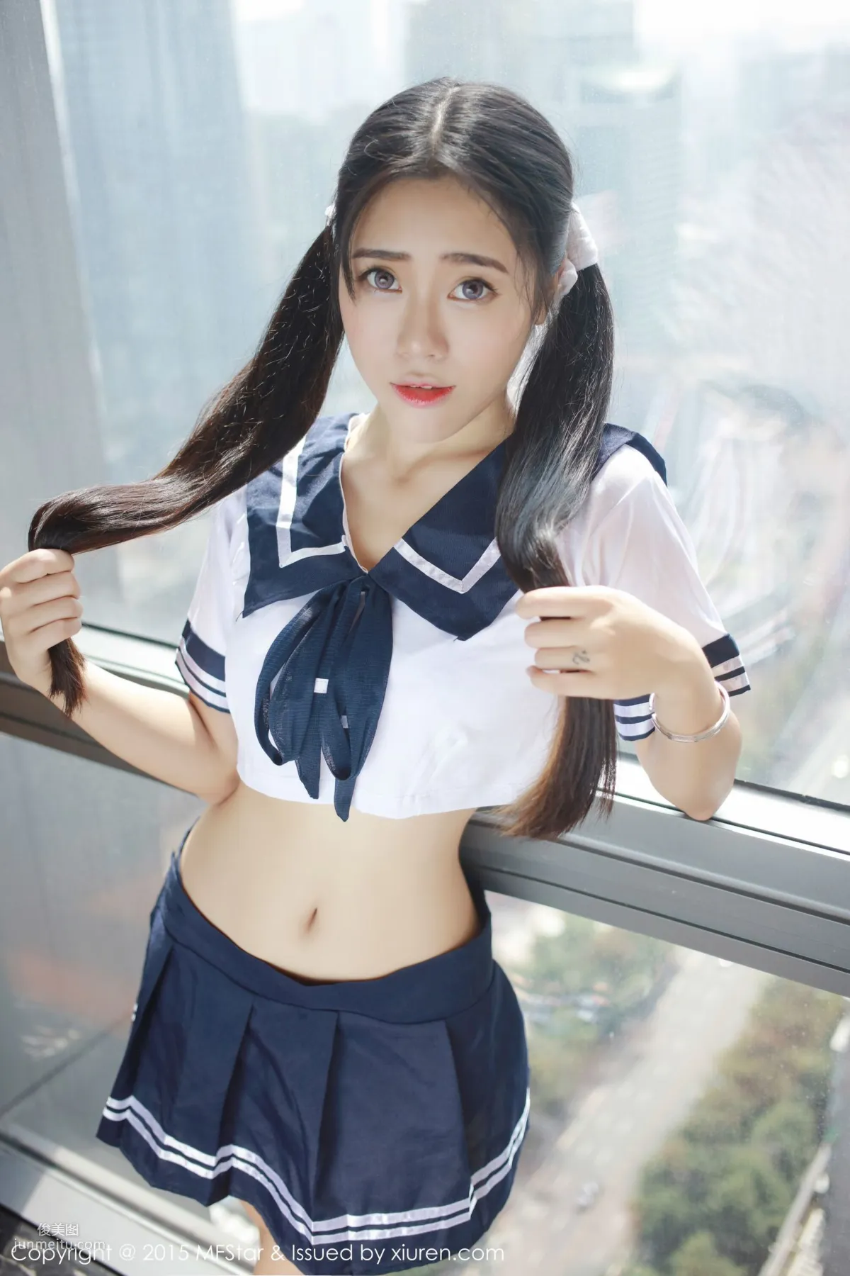 兜豆靓Youlina《3套性感制服系列》 [模范学院MFStar] Vol.032 写真集9