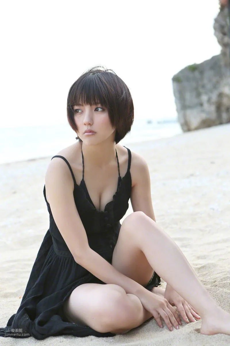 [Wanibooks] NO.117 Erina Mano 真野恵里菜 写真集128