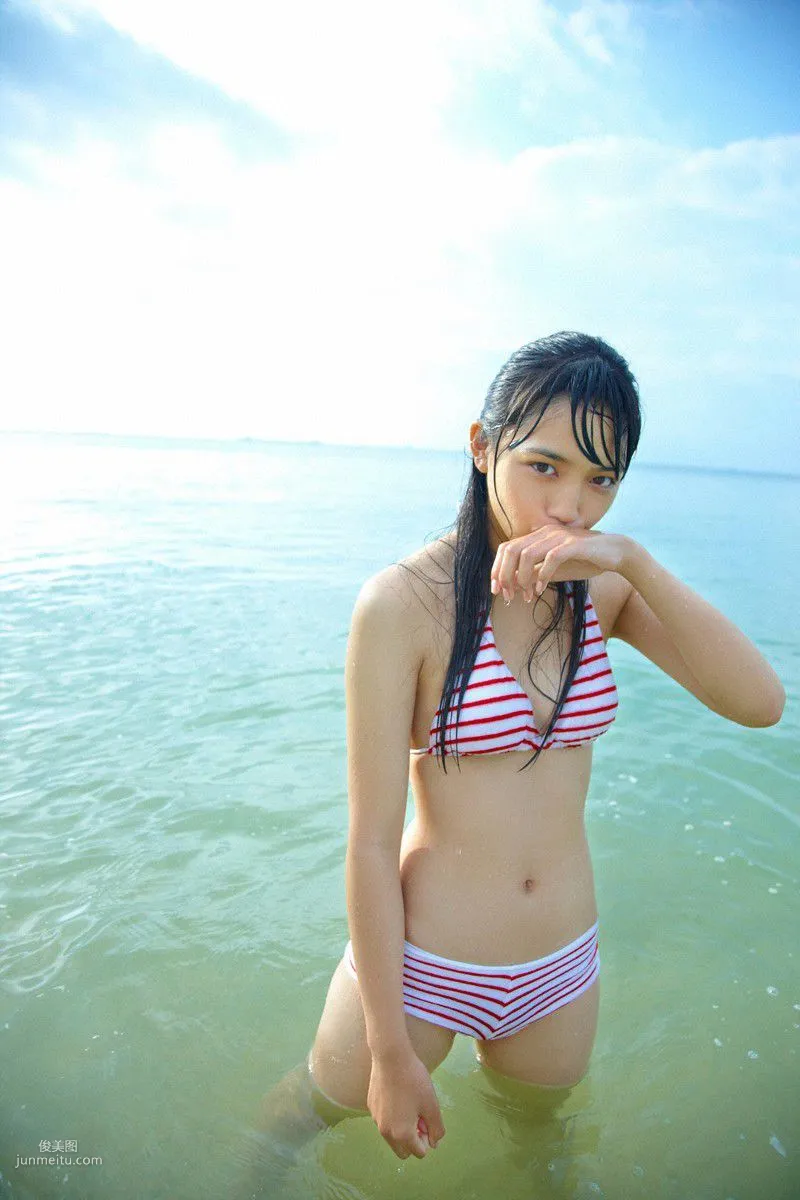 [Wanibooks] NO.100 Haruna Kawaguchi 川口春奈 写真集143