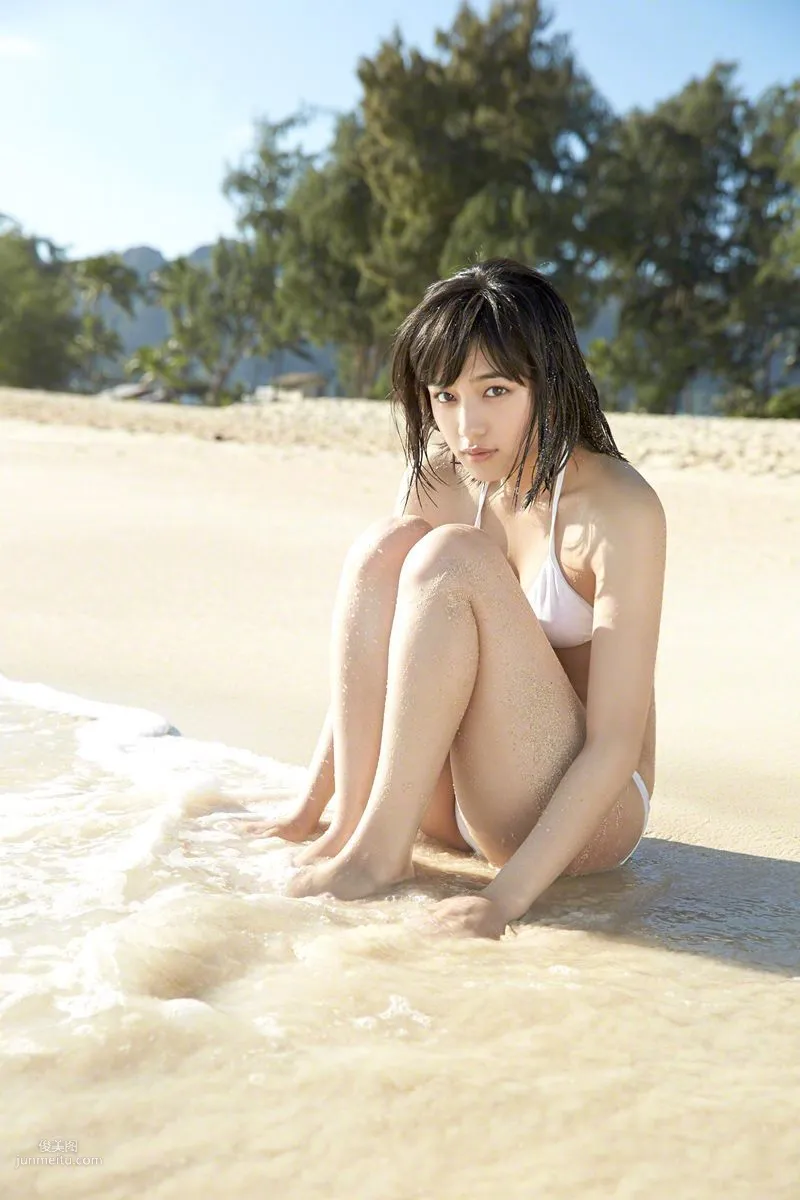 [Wanibooks] NO.132 Haruna Kawaguchi 川口春奈 写真集104